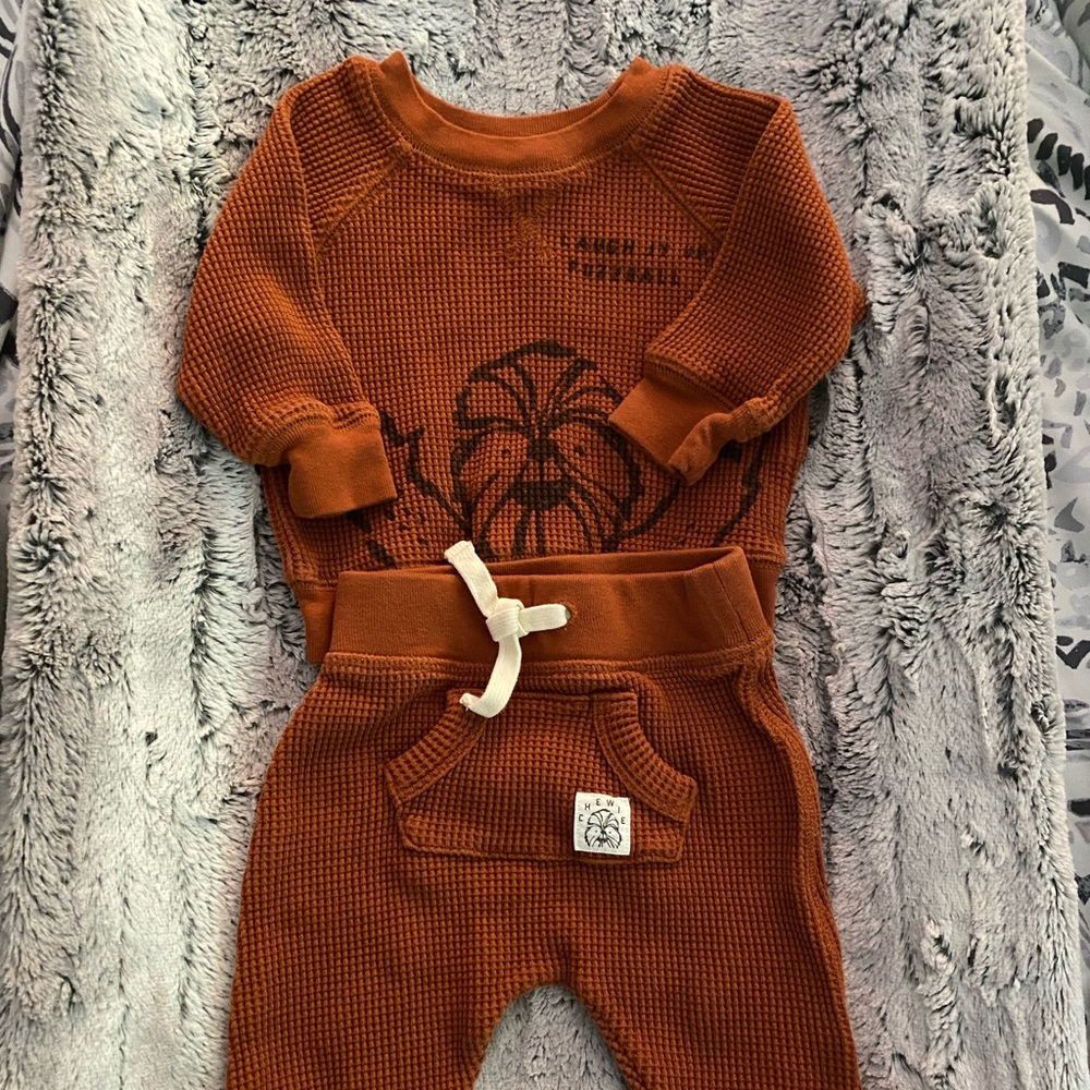 Baby Gap Chewie “Laugh It Up Fuzzball” Waffle Knit 2 Piece Sweatsuit